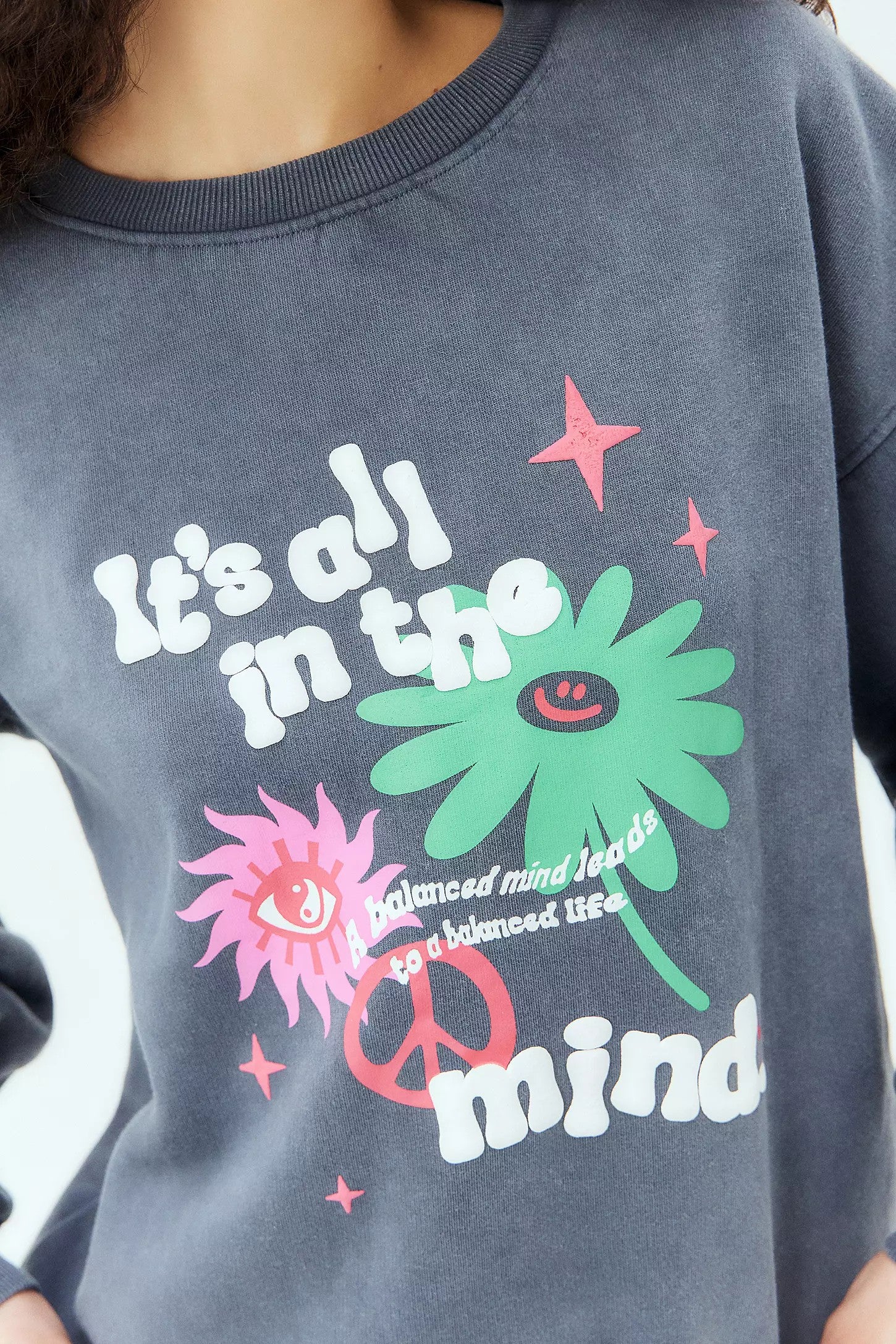 Graphic Oversized Sweatshirt – “It’s All in the Mind”
