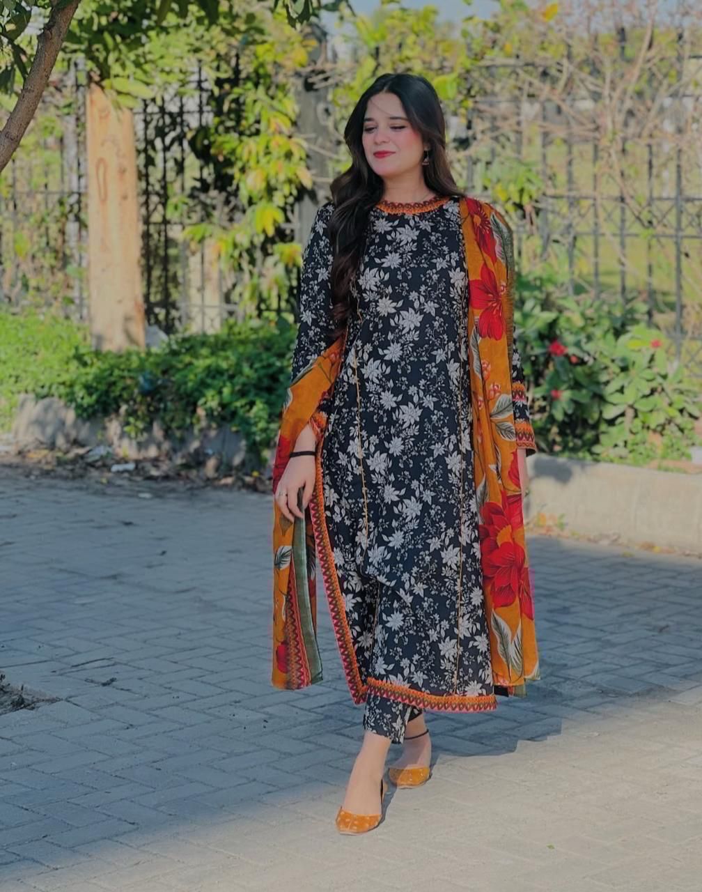 BINSAEED Winter Khaddar Collection – Printed 3-Piece Suit