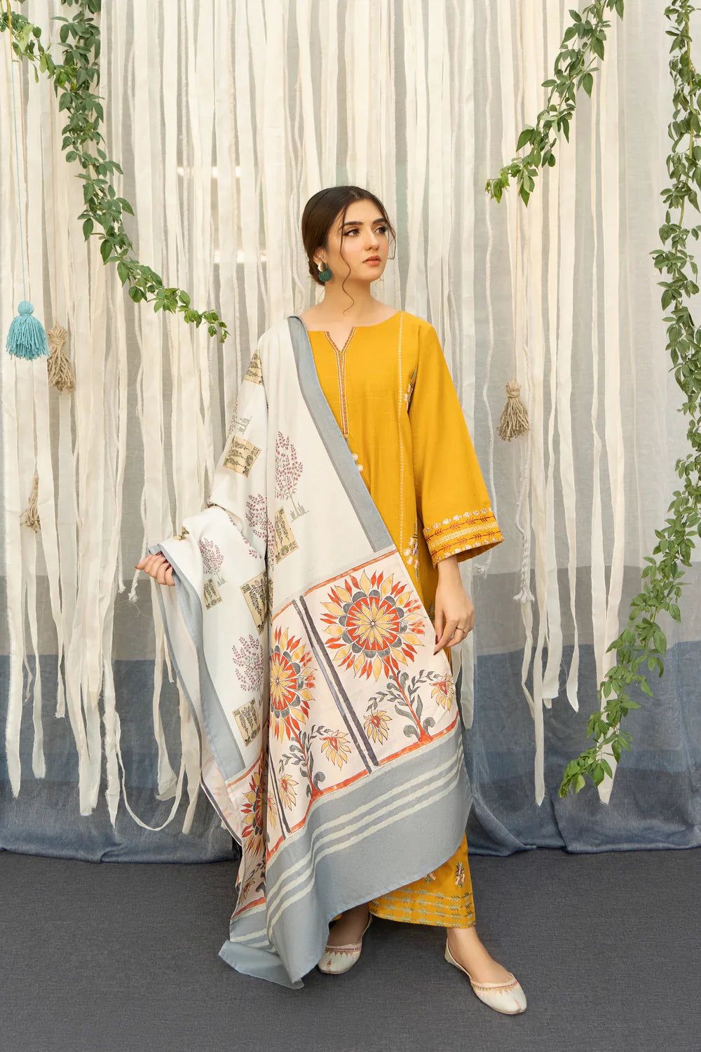 URGE Elegant Dhanak 3PC Unstitched Fabric with Pashmina Shawl