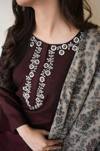 A Sling Luxe Dhanak 3PC Unstitched Winter Fabric with Pashmina Shawl