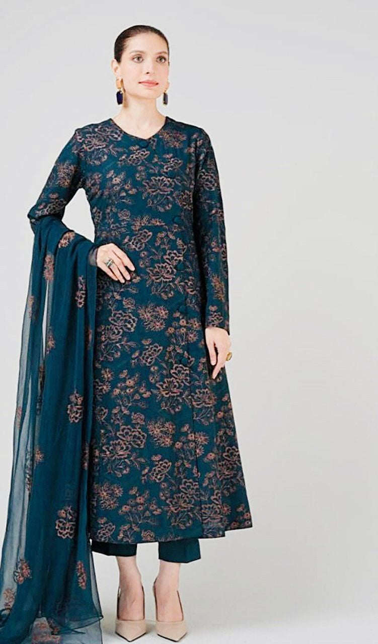 Bareeze Exclusive Dhanak Suit – Full Embroidery with Dhanak Shawl