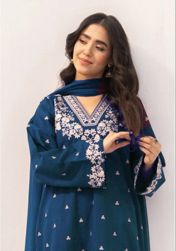 Dhanak 2PC Luxury Winter Collection 2025 – Fully Embroidered Shirt with Dyed Trouser