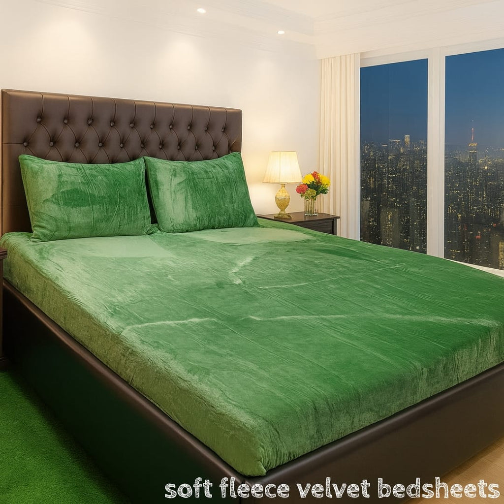 Soft Velvet Fleece Bedsheet – Winter Collection 2025