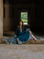 IZEL Dhank Signature — Embroidered Suit with Digital Shawl