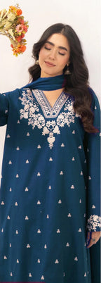 Dhanak 2PC Luxury Winter Collection 2025 – Fully Embroidered Shirt with Dyed Trouser
